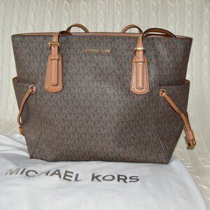 Michael Kors Voyager East West Tote